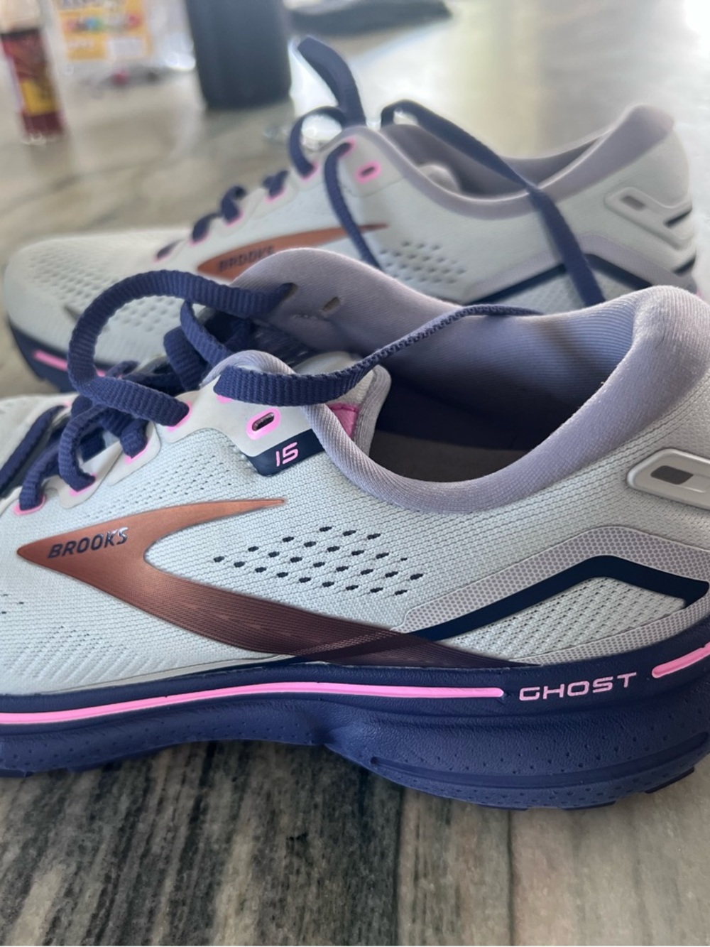 Women’s Brooks GHOST 15, Size 8.5 - Picture 2 of 6